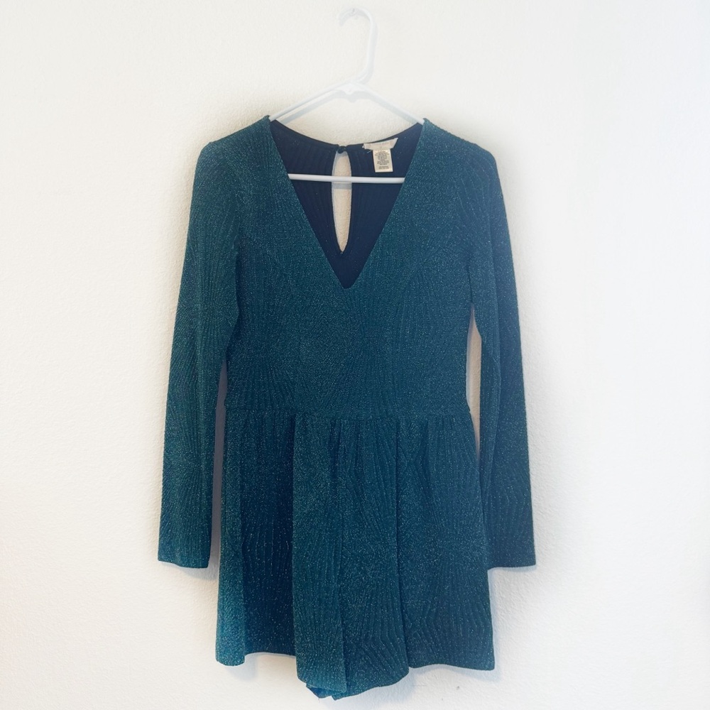 Altar'd State Long Sleeve Metallic Romper in Hunter Green Size M